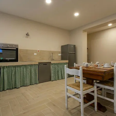 Semesterbostad Vittoria By Interhome *